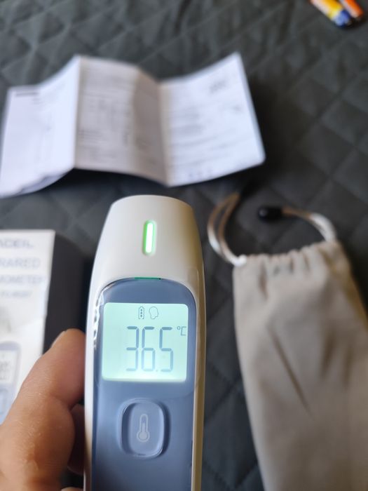 Безконтактен термометър