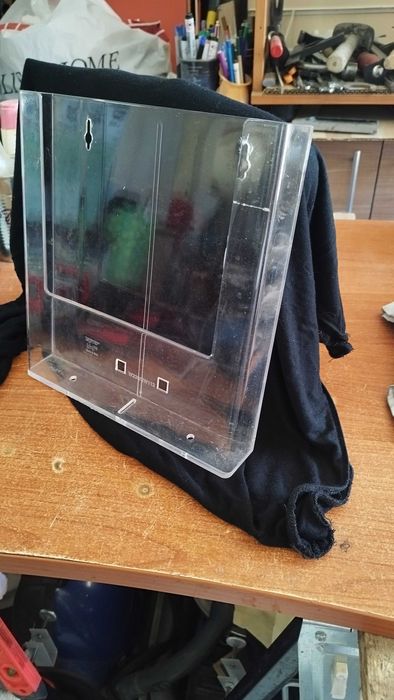 Плексигласови кутии- поставки стенни за брошури - флаери 23,5/25/3,5см