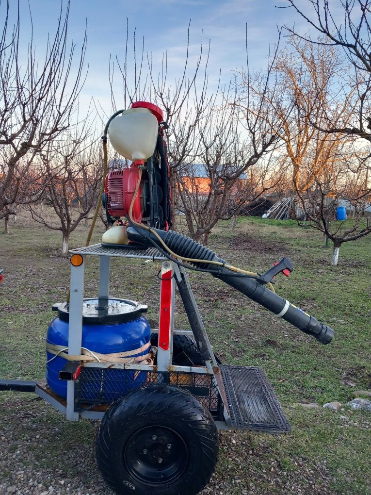 Dispozitiv tractat(ATV,Motocultor etc.)pt.atomizor