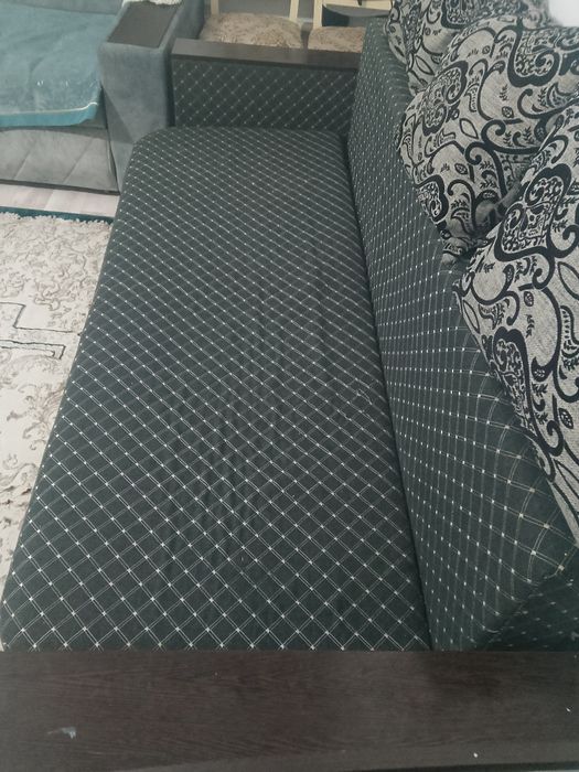 Продается тахта диван в хорошем состоянии