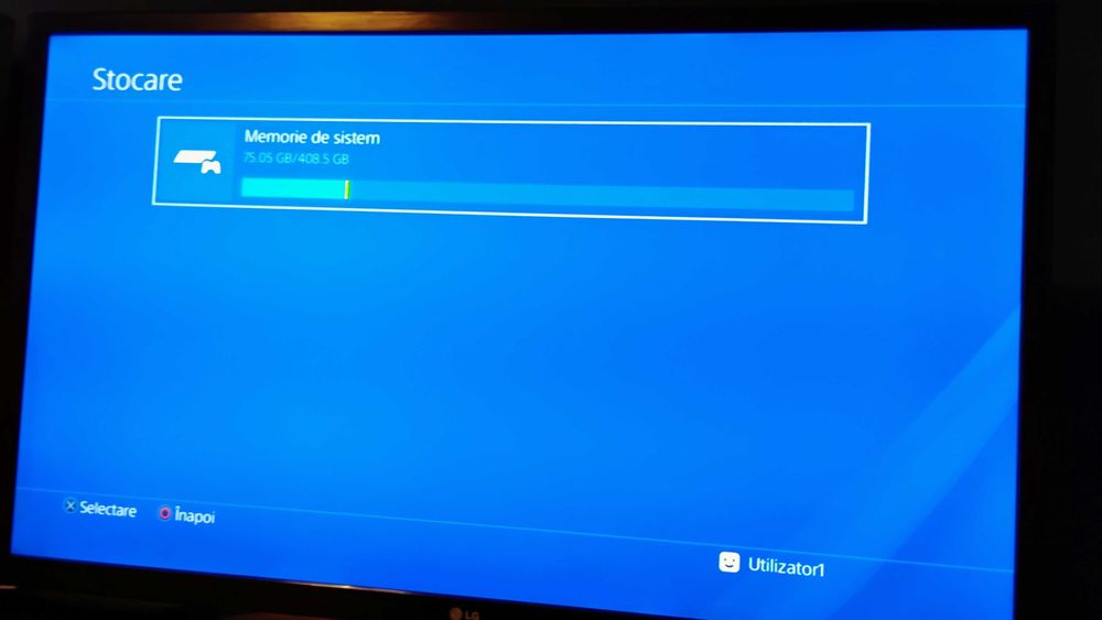 Consola PS 4, PlayStation 4, 500GB in stare foarte buna + 1controller