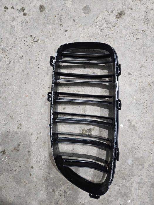 Grile capota BMW F10 Nari, manere usi fata Seria 5 capace tweetere usi