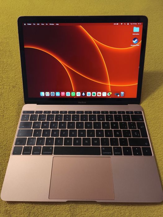 Macbook Retina 12 (2017) Core m3, 8GB, 256GB