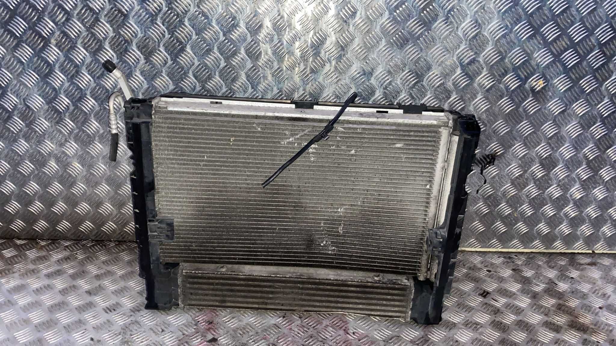 Radiatoare Bmw e90 e60 e87 2.0d 320 520d 120d Radiator