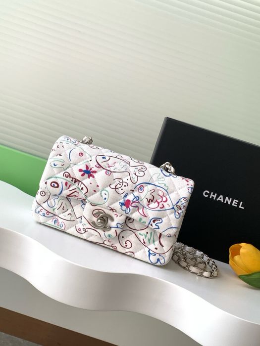 Geanta chanel pe comanda