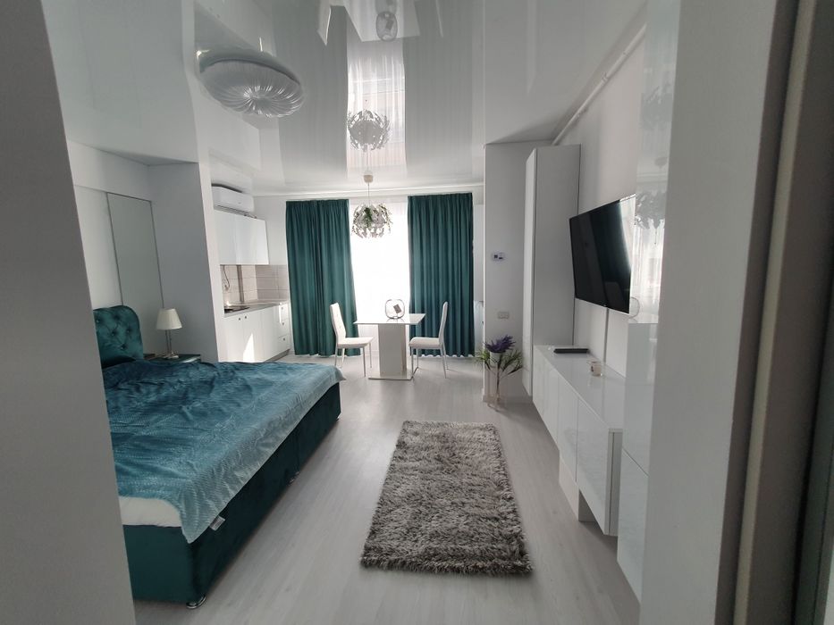 Proprietar inchiriez garsoniera in Pollux Residence!