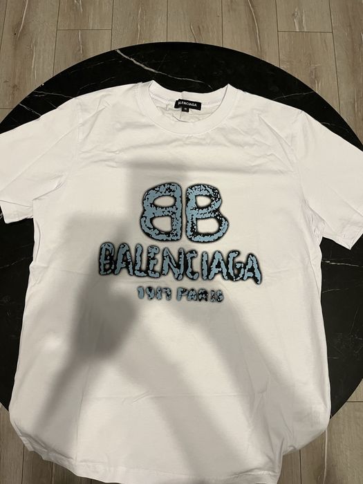 Tricou balenciaga alb