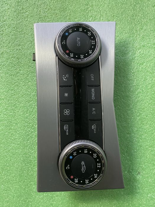 Panou clima comanda ac 2048309885 mercedes w204/c class