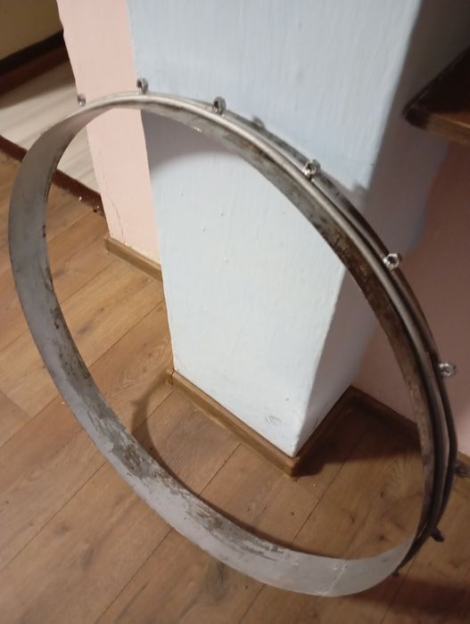 Vând Doba de teflon și o vesca. Cu cercuri