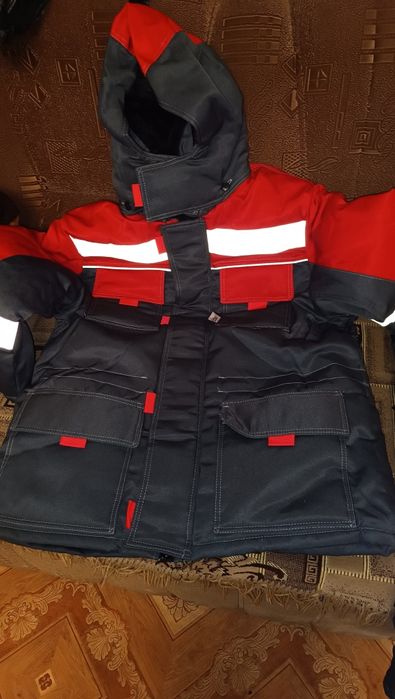 Продам зимнюю спецодежду