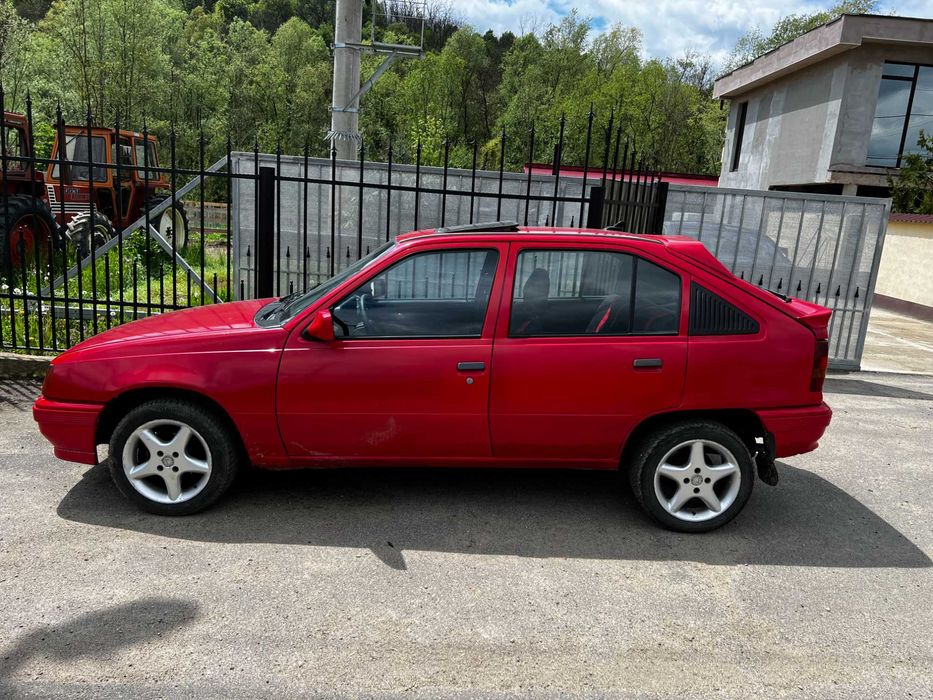 Opel Kadett istoric 1988 automat servo 4 usi