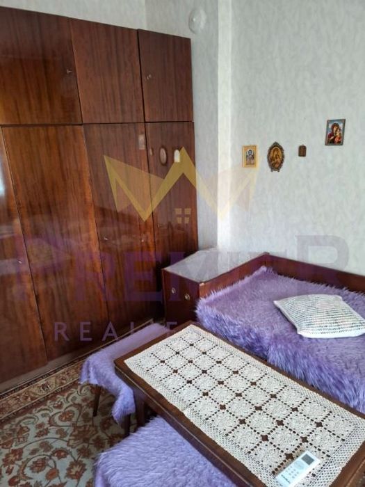 Продава се Тристаен апартамент в Поморие - 109 кв.м за 951 €/кв.м - Снимка #3