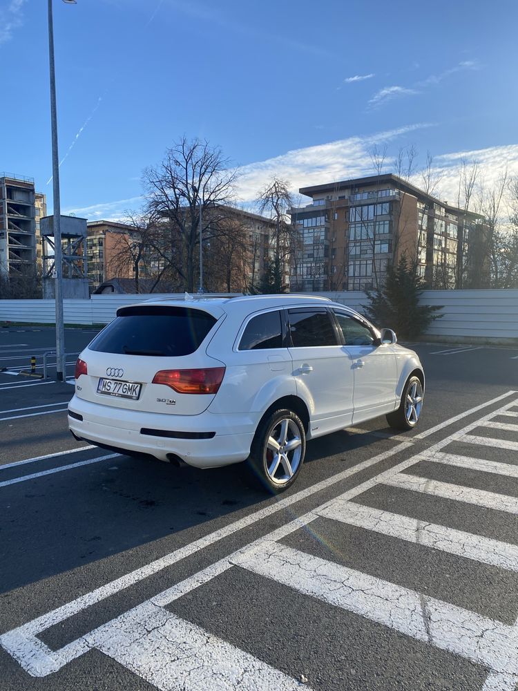 Audi q7 S-line 3.0