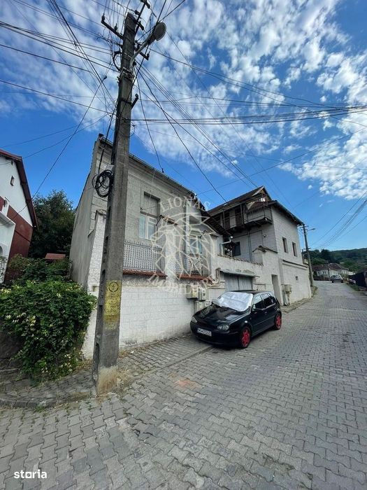 Oportunitate Pensiune+3 Apartamente 400 mp-Sighisoara Central