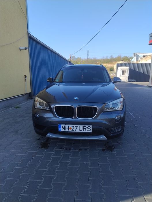 Vând BMW x1  impecabil distribuția schimbată