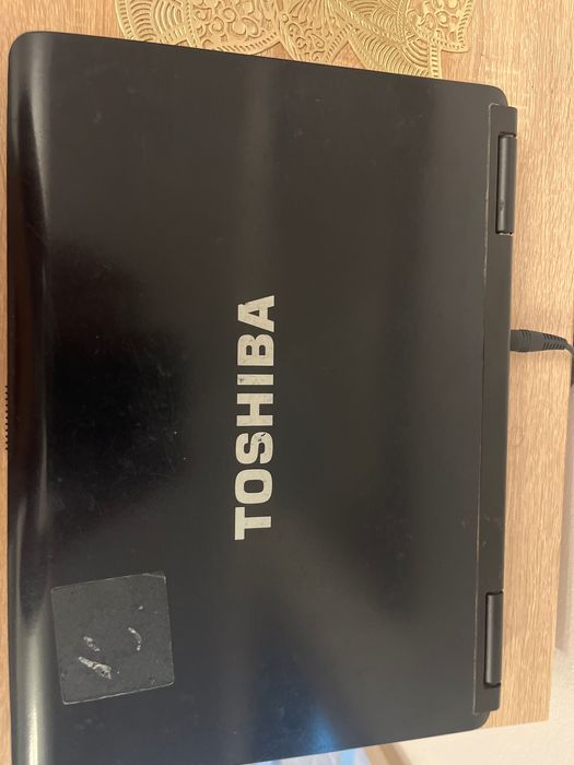 Toschiba notebook lapttop