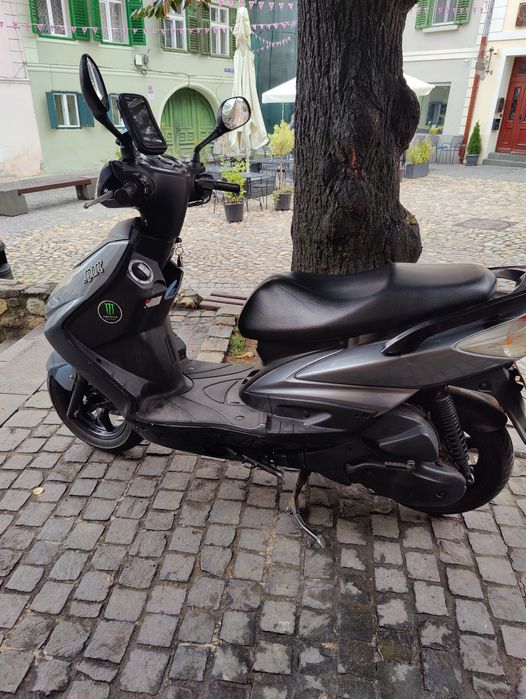Yamaha cyngus x 2012 impecabil