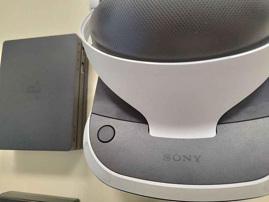 Комплект Sony PlayStation VR очила + PlayStation Camera V2