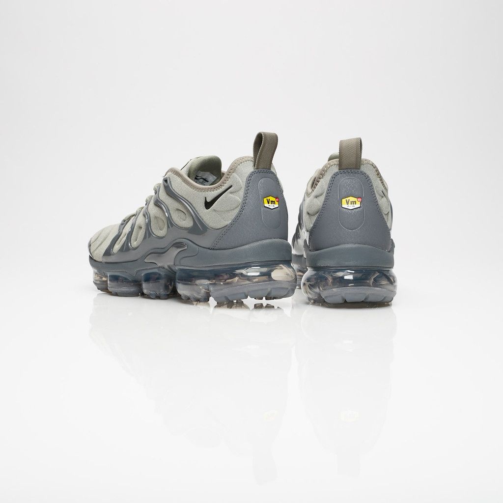Nike Air Vapormax plus