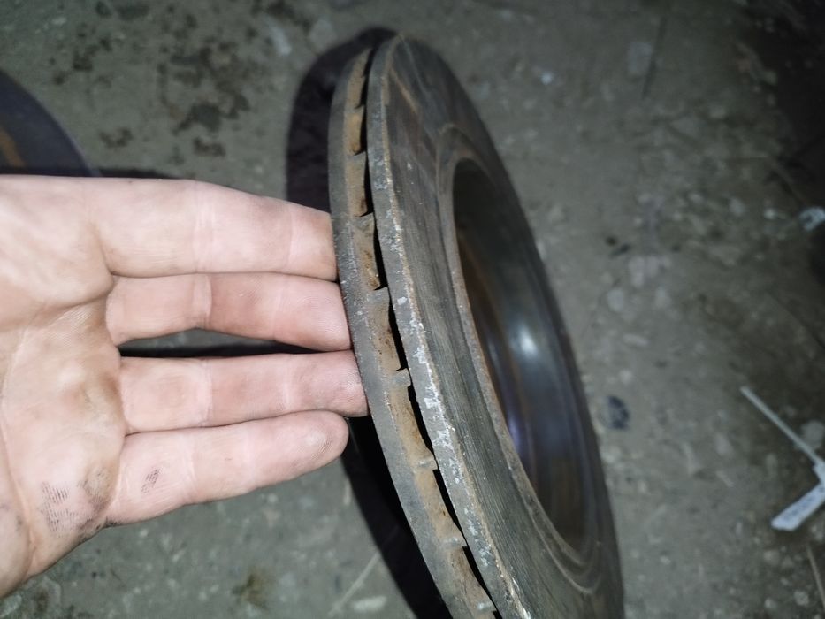 Разпродажба части  BMW E39 !!