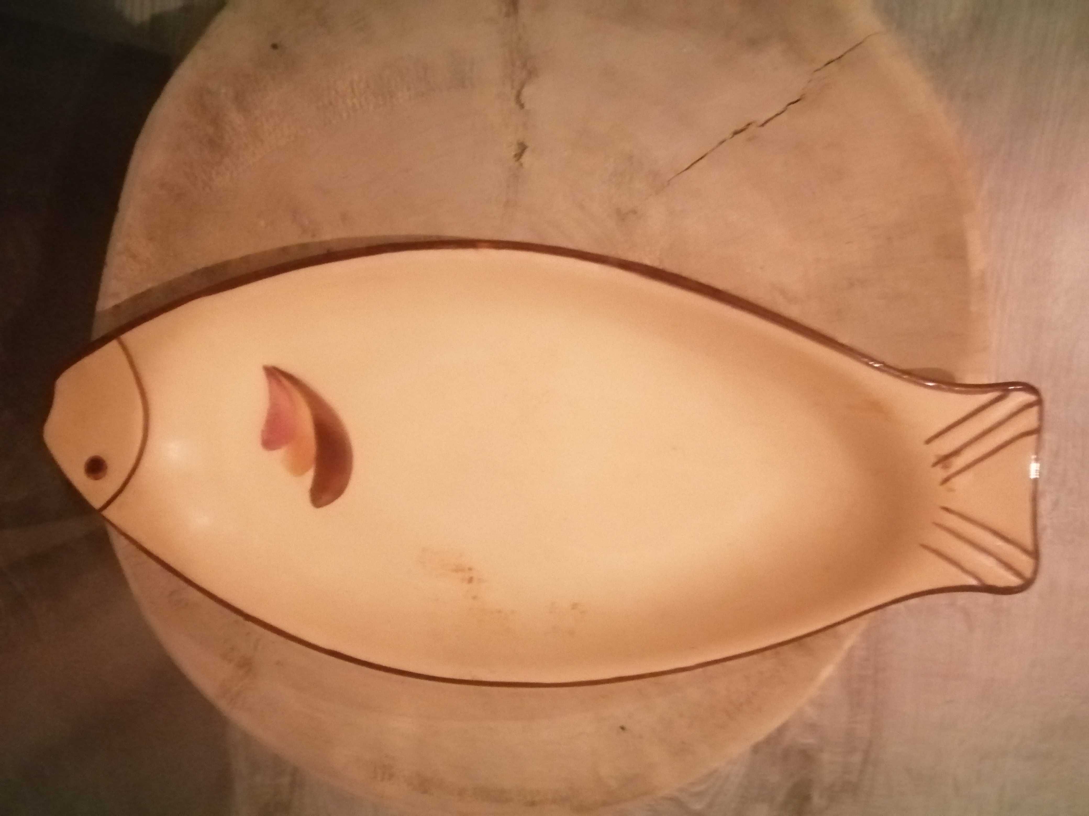 Стари чинии за риба от керамика грънци ръчна изработка