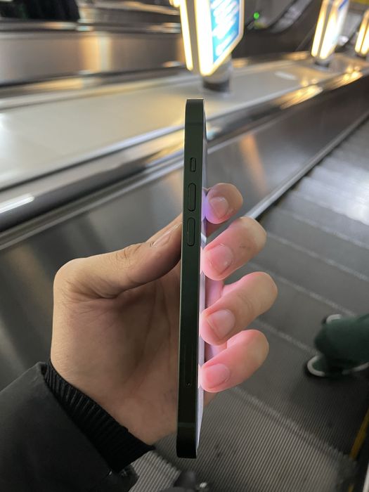 iPhone 13 в идеальном состоянии 128Gb