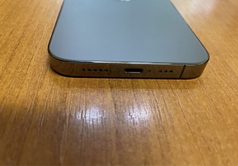 iPhone 13 pro Black 128GB IMPECABIL Plus Air Pods 2Pro