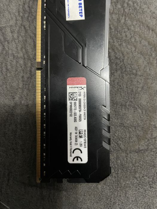 Оперативная память HyperX RGB ddr4 3200hz