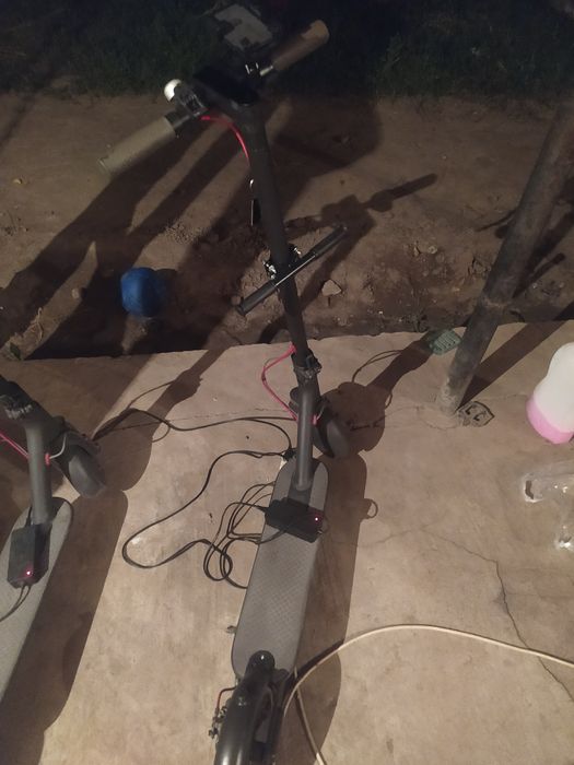 Продам электросамакат xiaomi m365