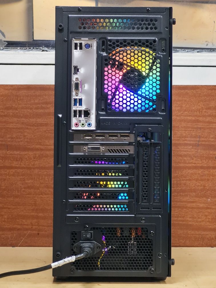 Геймърски Компютър/Ryzen 5 3600/16GB RAM/512GB-SSD+2TB-SSD/GTX 1080 8G