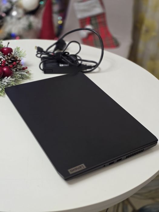 Laptop Gaming Lenovo IdeaPad 3, AMD Ryzen™ 5, 16GB, 512GB, IPS, 144Hz