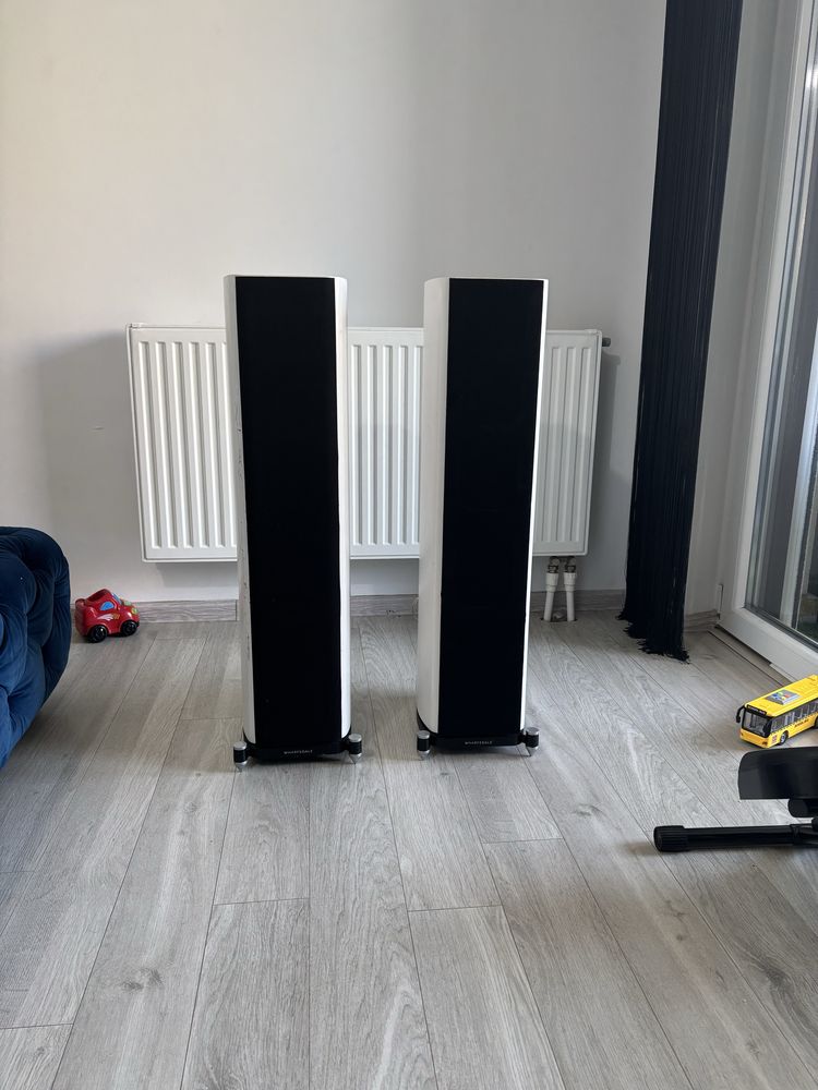 Pereche boxe wharfedale evo 4.3