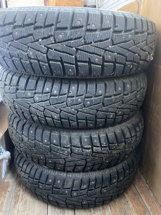 Продам зимние шины на 14