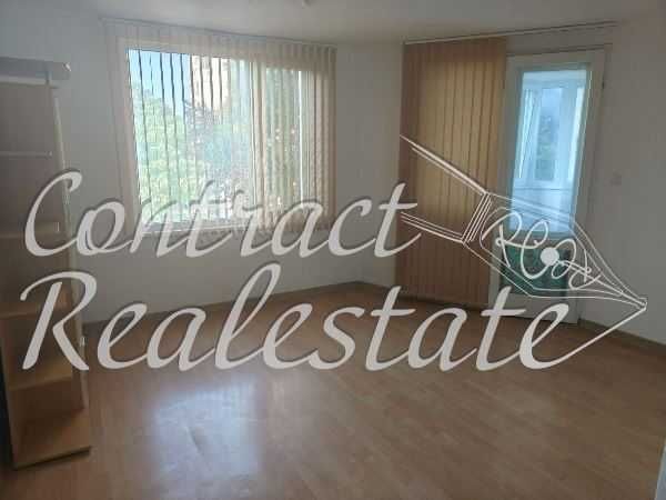 Дава се под наем Двустаен апартамент в Варна, Лятно кино Тракия - 55 кв.м за 331.5 € - Снимка #2