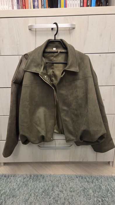 Geaca bomber mas M noua cu etichetă.