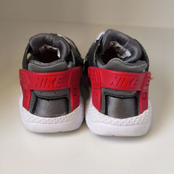 Детски маратонки Nike Huarache размер 21
