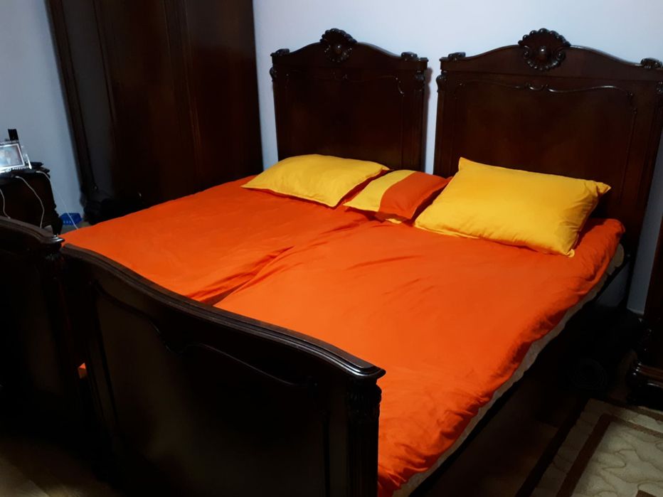 Dormitor antic 100 ani +