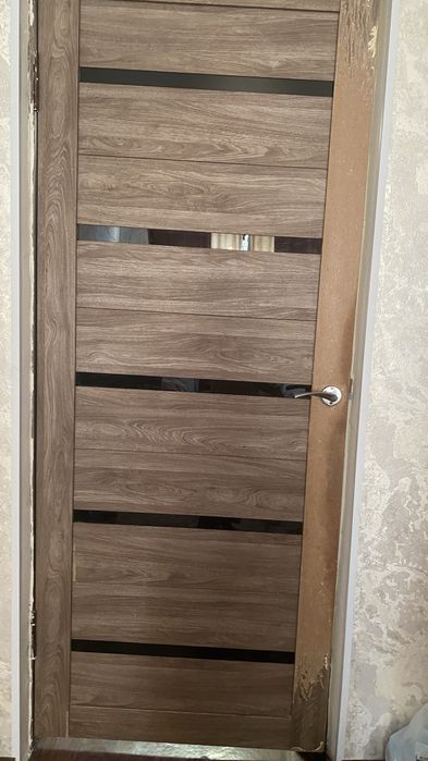 Б/у двери по цене договоримся