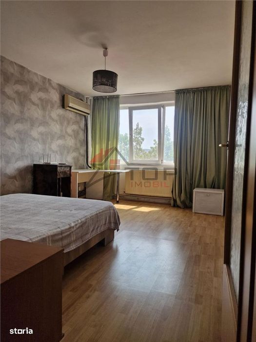 Apartament 3 camere Decomandat Podu Ros