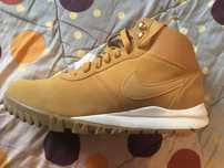 Vand Bocanci Nike Hoodland Suede