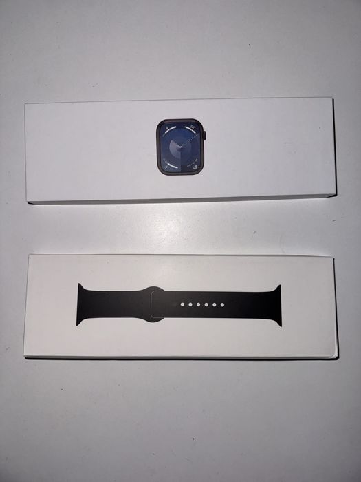 Apple Watch Series 9 45mm Aluminum