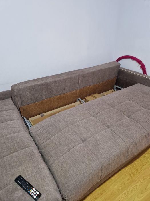 Диван в хорошем состоянии