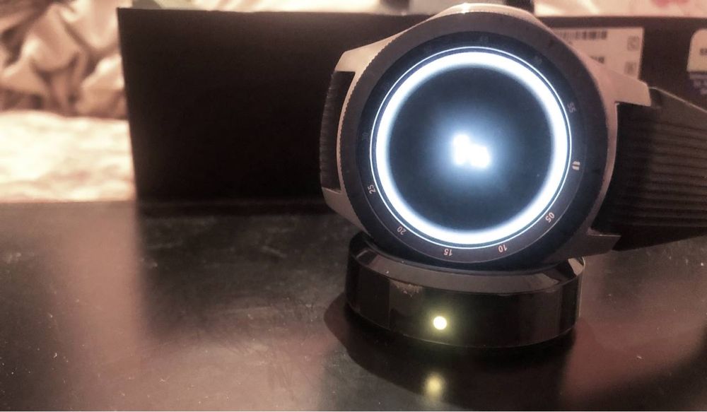 СРОЧНО продаю часы Samsung Galaxy Watch 46mm | оригинал | как новые