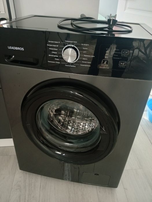 Продам стиральную машину