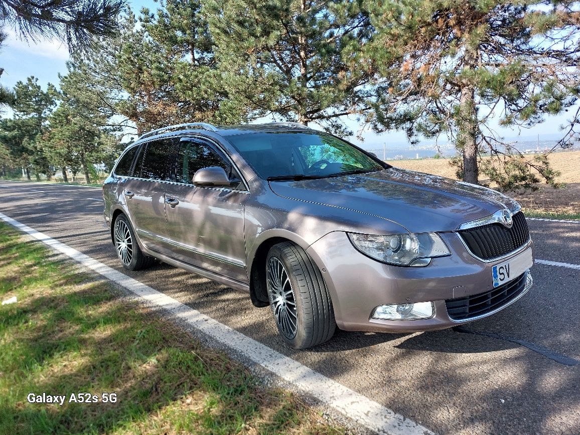 Vând Skoda superb 2