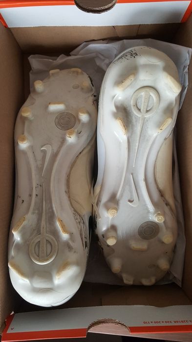 Бутонки   "nike"