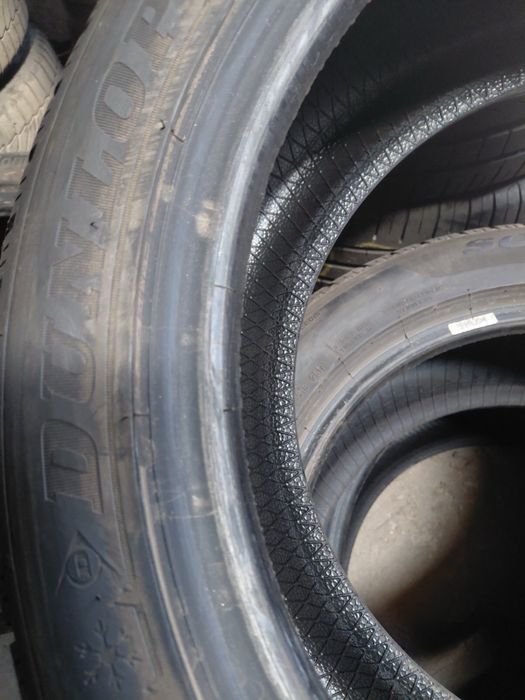 1БР. Гума 215/50/17” DUNLOP ЗИМНА