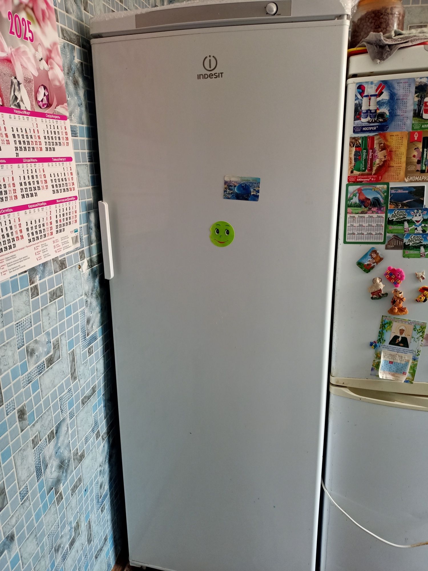Продам морозильную камеру