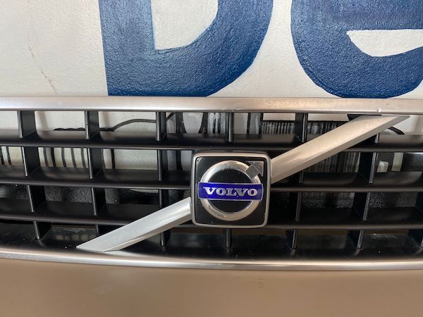 Grila bara fata Volvo XC90 2007-2010 30678980 30678983 17125