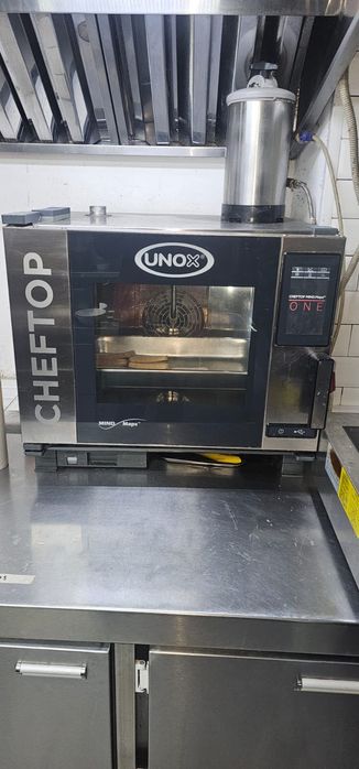 Продам пароконевектомат.бу.unox